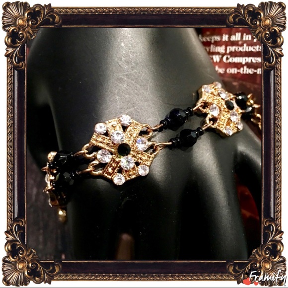 Fashion Crystal Black Beads Golden Bracelet - Picture 6 of 6